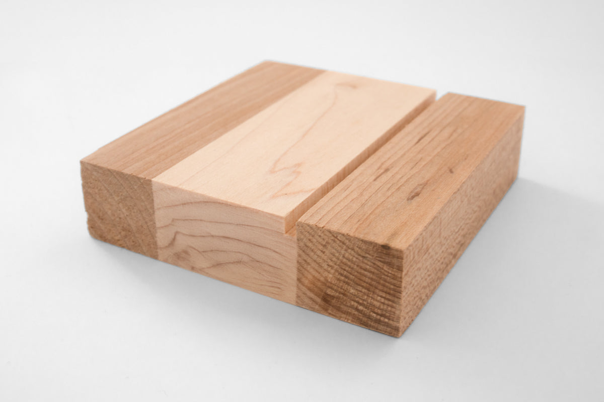 Miniatura impresa en aluminio sobre base de madera