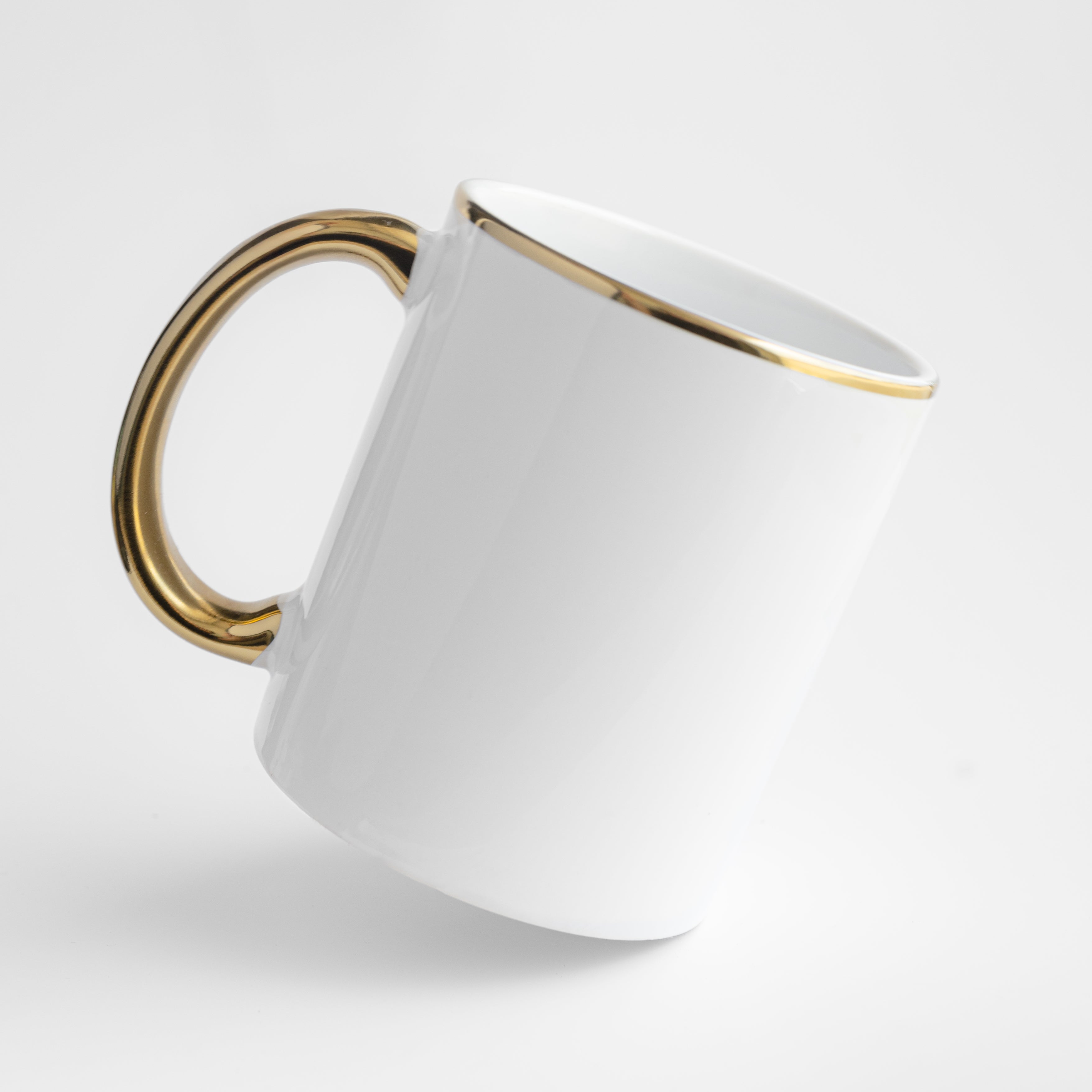 Tasse dorée